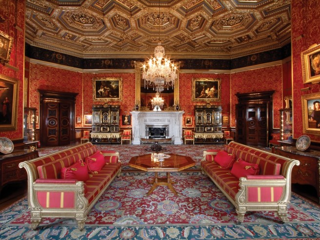 Alnwick_Castle_-_Drawing_Room.jpg